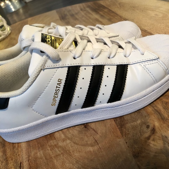 Adidas superstar black and white - Picture 2 of 4